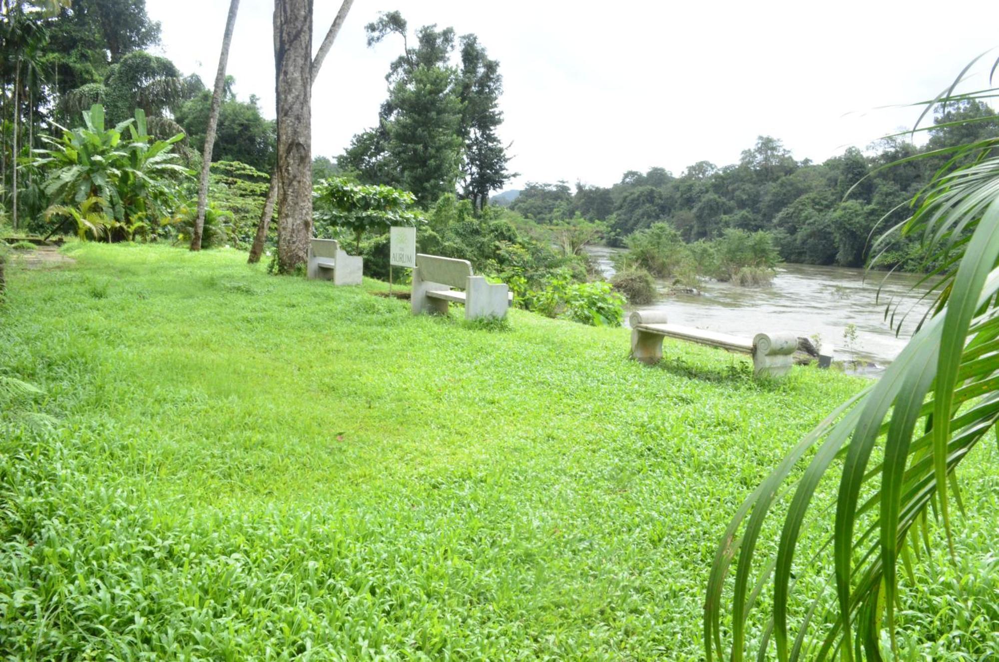 The Aurum Subrahmanya 外观 照片